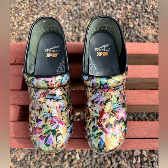 Dansko Tropical Garden Patent Clogs - Picture 12 of 15